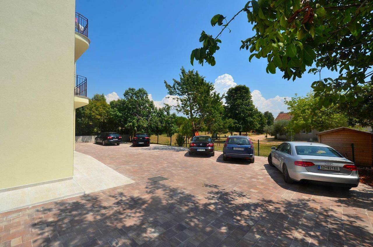 Stella Apartments Novigrad Istria Dış mekan fotoğraf